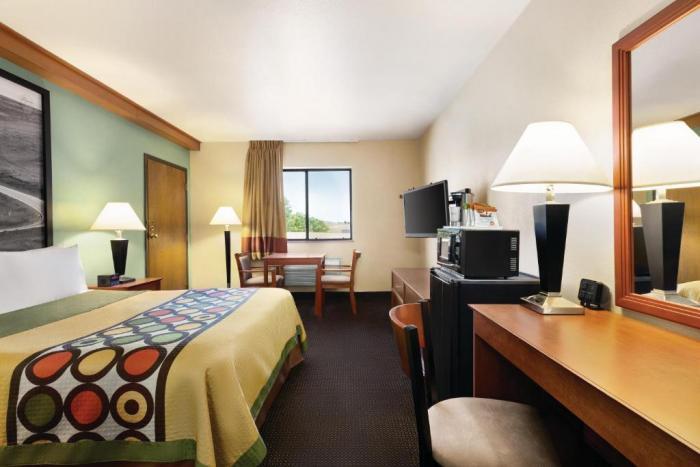 Super 8 By Wyndham Columbus Hotel Værelse billede